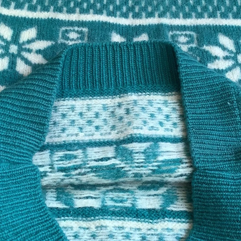 Vintage Wool Sweater. Merrimac Valley, New England Sz M